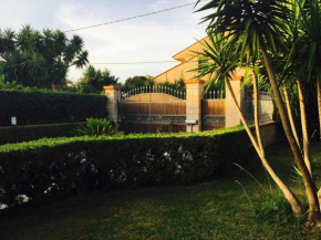 Отель Hiero house  Ласкари